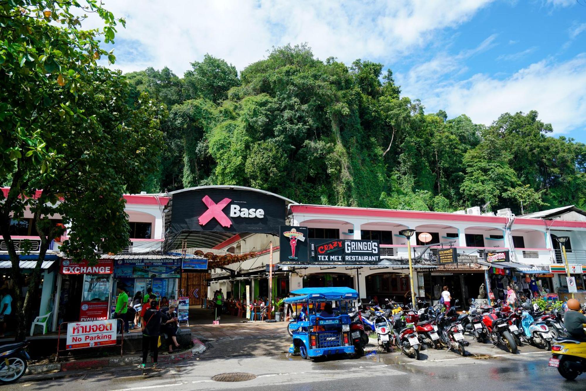 Base Party Hostel Ao Nang Exteriér fotografie